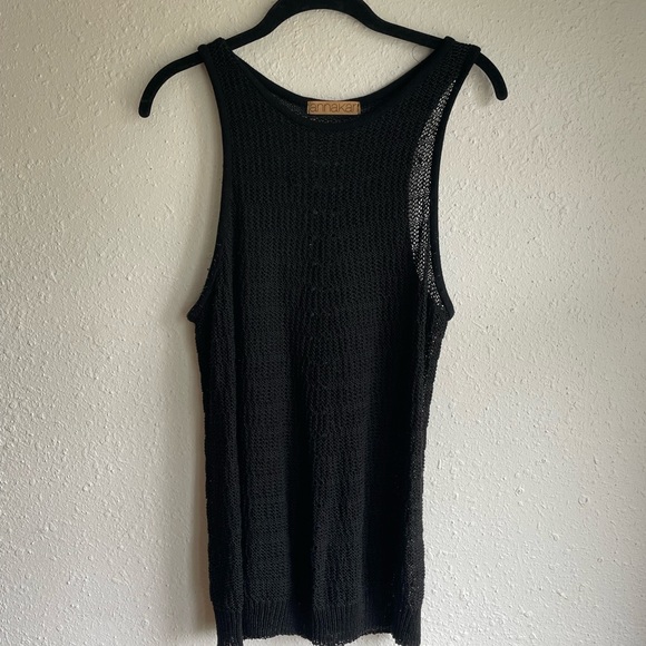 Anna Kari Eyelet Tank in Black - Picture 2 of 4